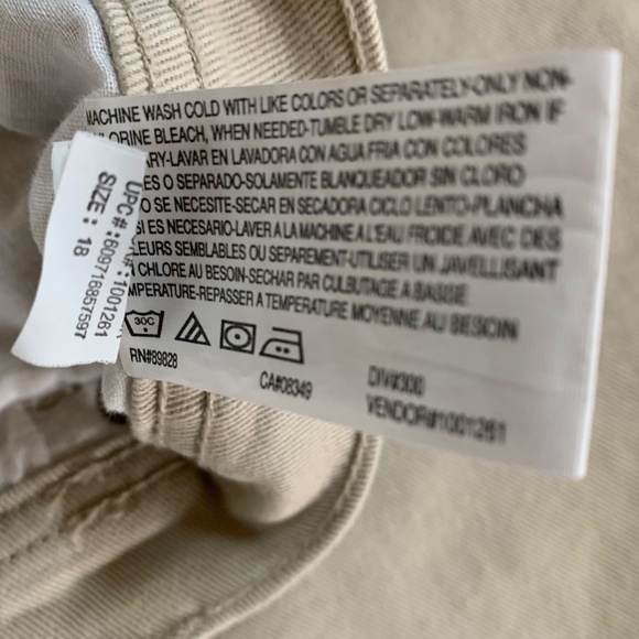 Gloria Vanderbilt 18 "Amanda" Slimming Effect Jeans Light Beige - Picture 5 of 9